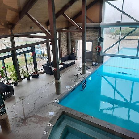 דירות Oro-Medonte Margarita Vacation Getaway מראה חיצוני תמונה